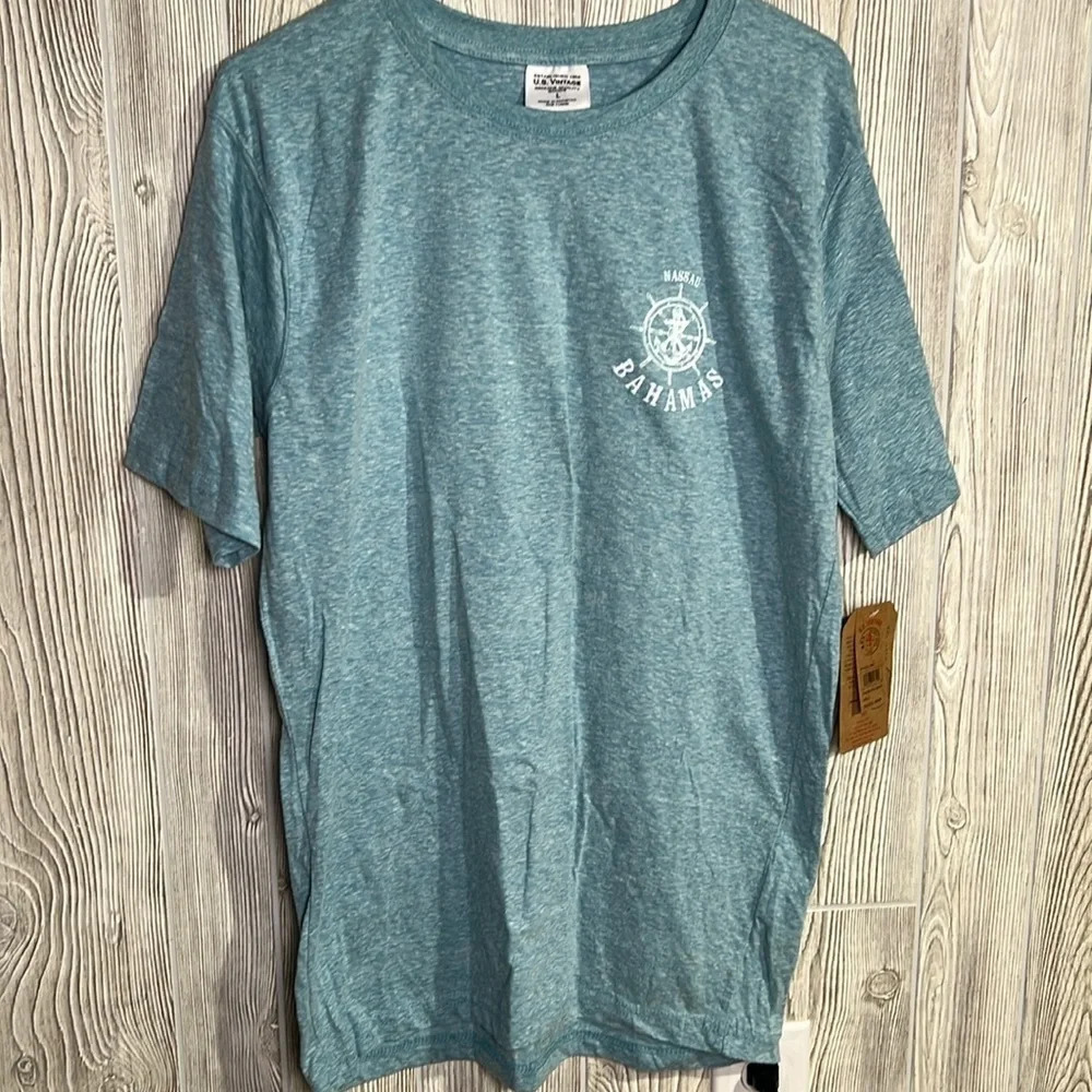 Nassau tee size large